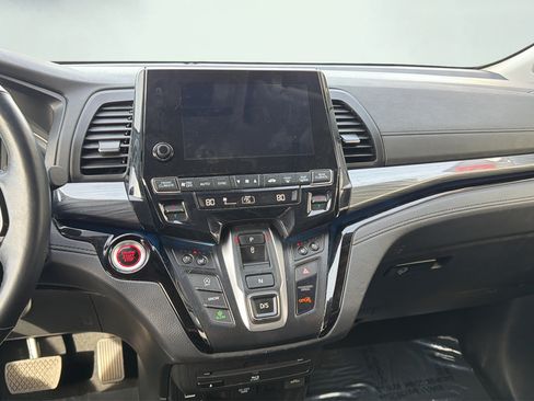 Used 2023 Honda Odyssey Elite image 28