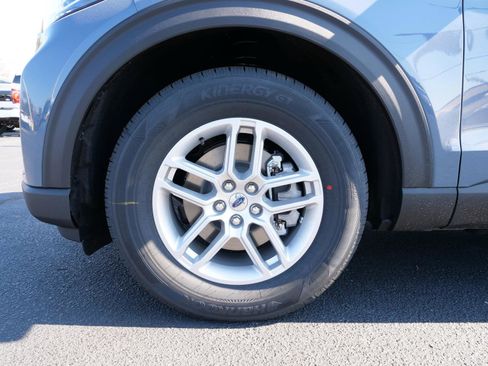 New 2026 Ford Explorer Active image 13