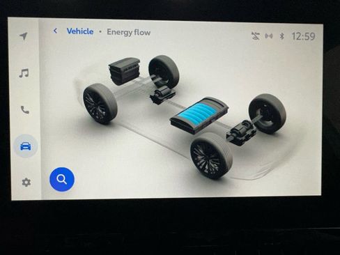 Used 2025 Toyota Corolla Cross AWD Hybrid image 32