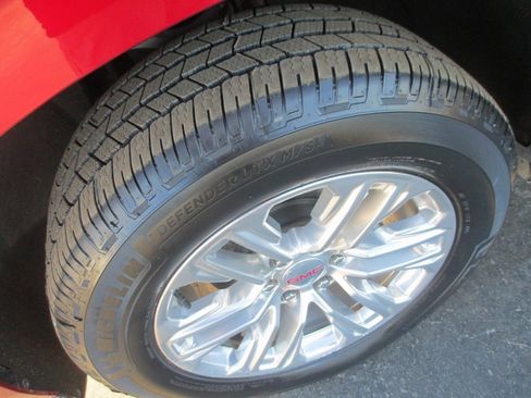 Certified 2023 GMC Yukon XL SLT w/ SLT Premium Package image 12