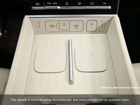 Used 2024 Hyundai Santa Fe Calligraphy image 22