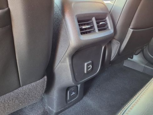 Used 2022 GMC Terrain AT4 image 27