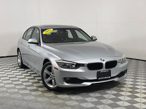 Used 2015 BMW 320i xDrive Sedan AWD/4WD image 2