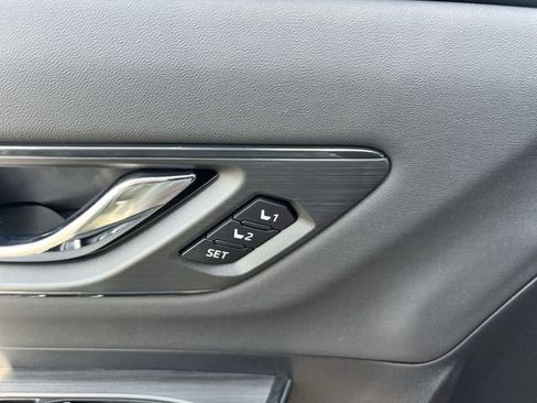 New 2026 Subaru Outback Touring XT image 31