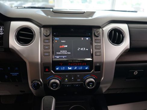 Used 2018 Toyota Tundra Limited w/ Limited Premium Package AWD/4WD image 7