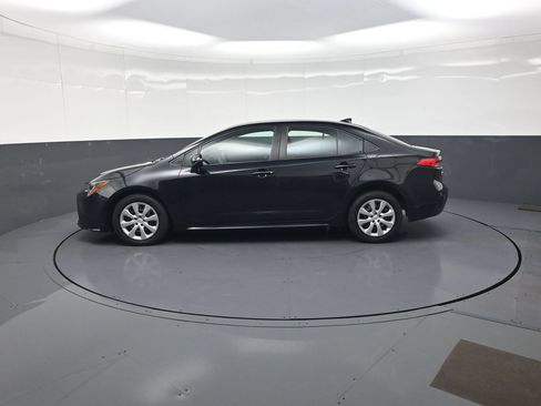 Used 2023 Toyota Corolla LE FWD image 6