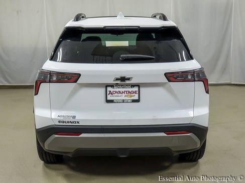 New 2026 Chevrolet Equinox LT w/ Convenience Package II image 6