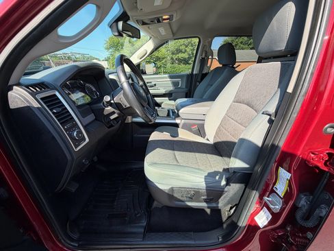 Used 2014 RAM 3500 SLT AWD/4WD image 15