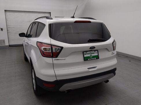 Used 2017 Ford Escape SE w/ Equipment Group 201A AWD/4WD image 6