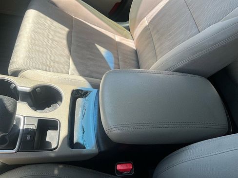 Used 2020 Kia Sportage LX FWD image 35