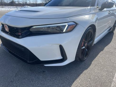 Used 2024 Honda Civic Type R image 4