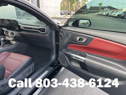 Used 2024 Ford Mustang Premium image 11