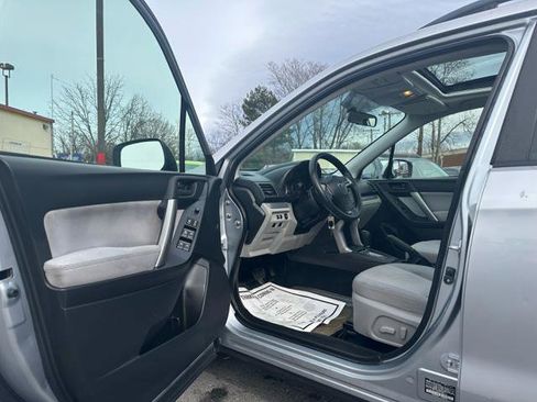 Used 2014 Subaru Forester 2.5i Premium image 11
