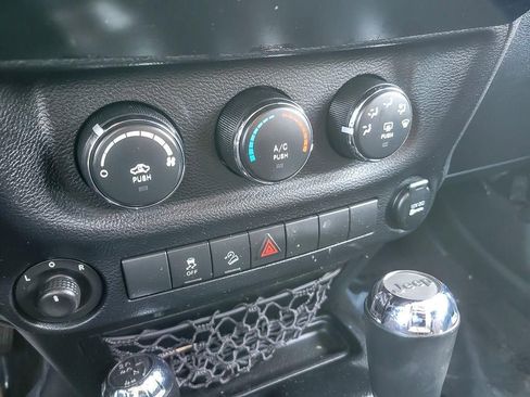 Used 2014 Jeep Wrangler Unlimited Sport w/ Quick Order Package 24S image 13