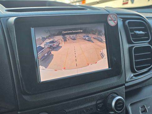 Used 2025 RAM ProMaster 2500 w/ Convenience Group FWD image 25