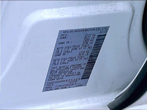 Used 2024 Nissan Frontier SV w/ Technology Package image 37