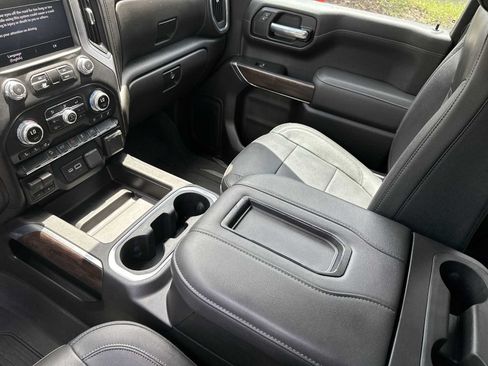 Certified 2022 GMC Sierra 1500 SLT w/ SLT Premium Package AWD/4WD image 21