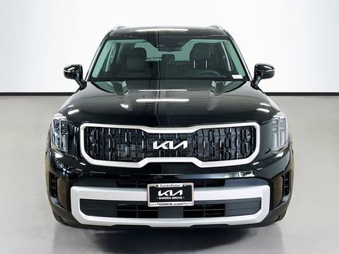 New 2025 Kia Telluride EX image 2