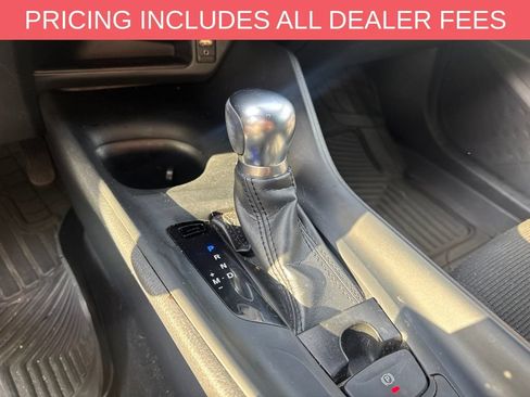 Used 2018 Toyota C-HR XLE FWD image 6