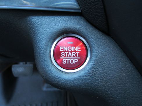 Used 2018 Acura MDX FWD image 18