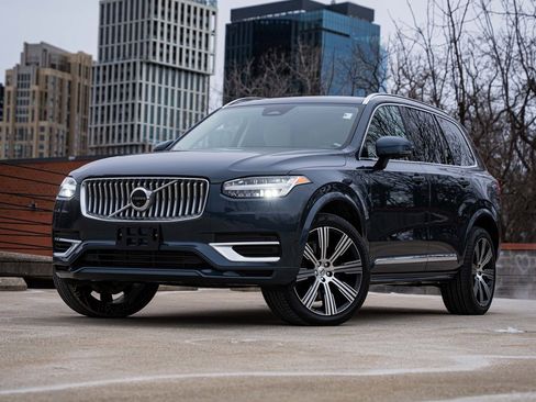 Certified 2025 Volvo XC90 T8 Plus w/ Protection Package Premier image 1