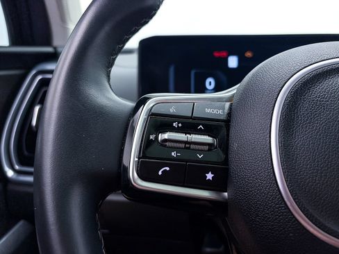 Certified 2024 Kia Sorento SX AWD/4WD image 33