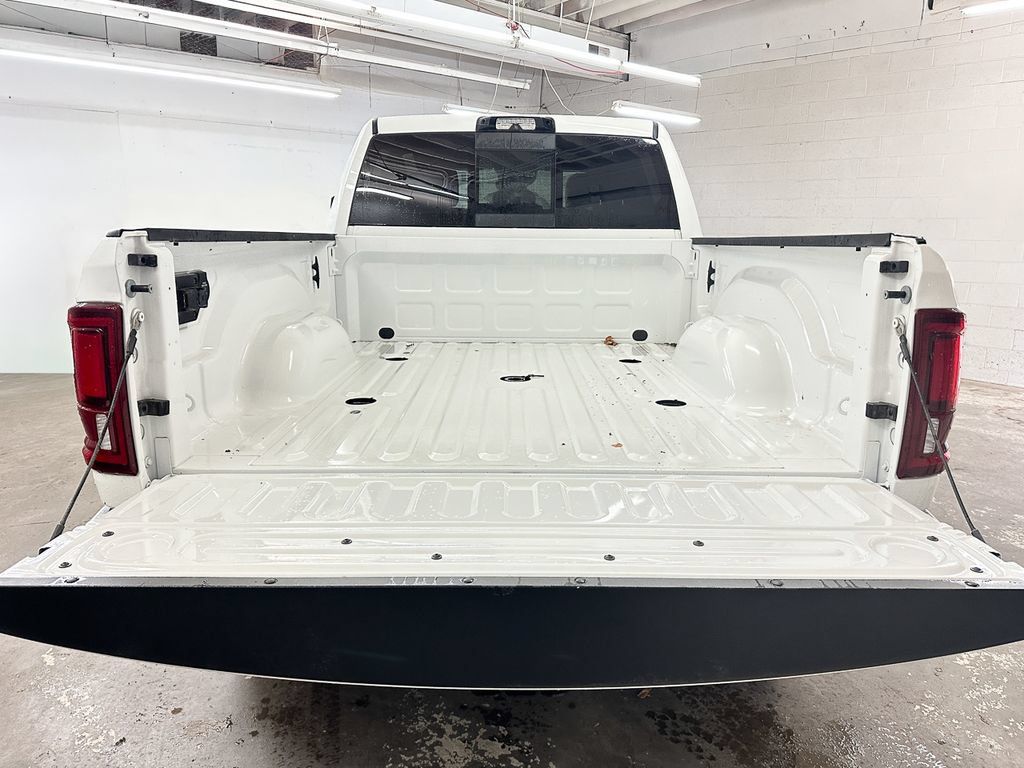 New 2026 RAM 2500 Big Horn AWD/4WD image 13