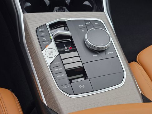 New 2026 BMW 330i xDrive Sedan w/ M Sport Package image 23