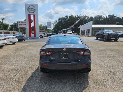 Used 2021 Nissan Maxima Platinum w/ 40th Anniversary Package image 8