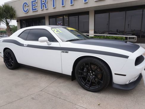Used 2021 Dodge Challenger R/T Scat Pack w/ T/A Package RWD image 1