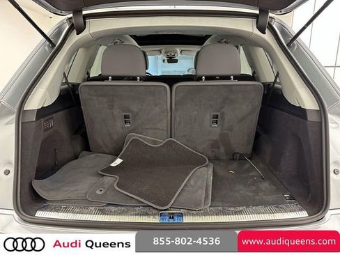 Used 2023 Audi Q7 2.0T Premium Plus w/ Premium Plus Package AWD/4WD image 8