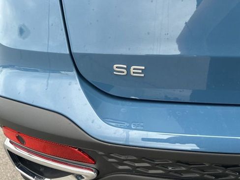 New 2026 Volkswagen Taos SE AWD/4WD image 16
