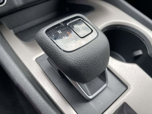Used 2023 Nissan Rogue SV FWD image 15