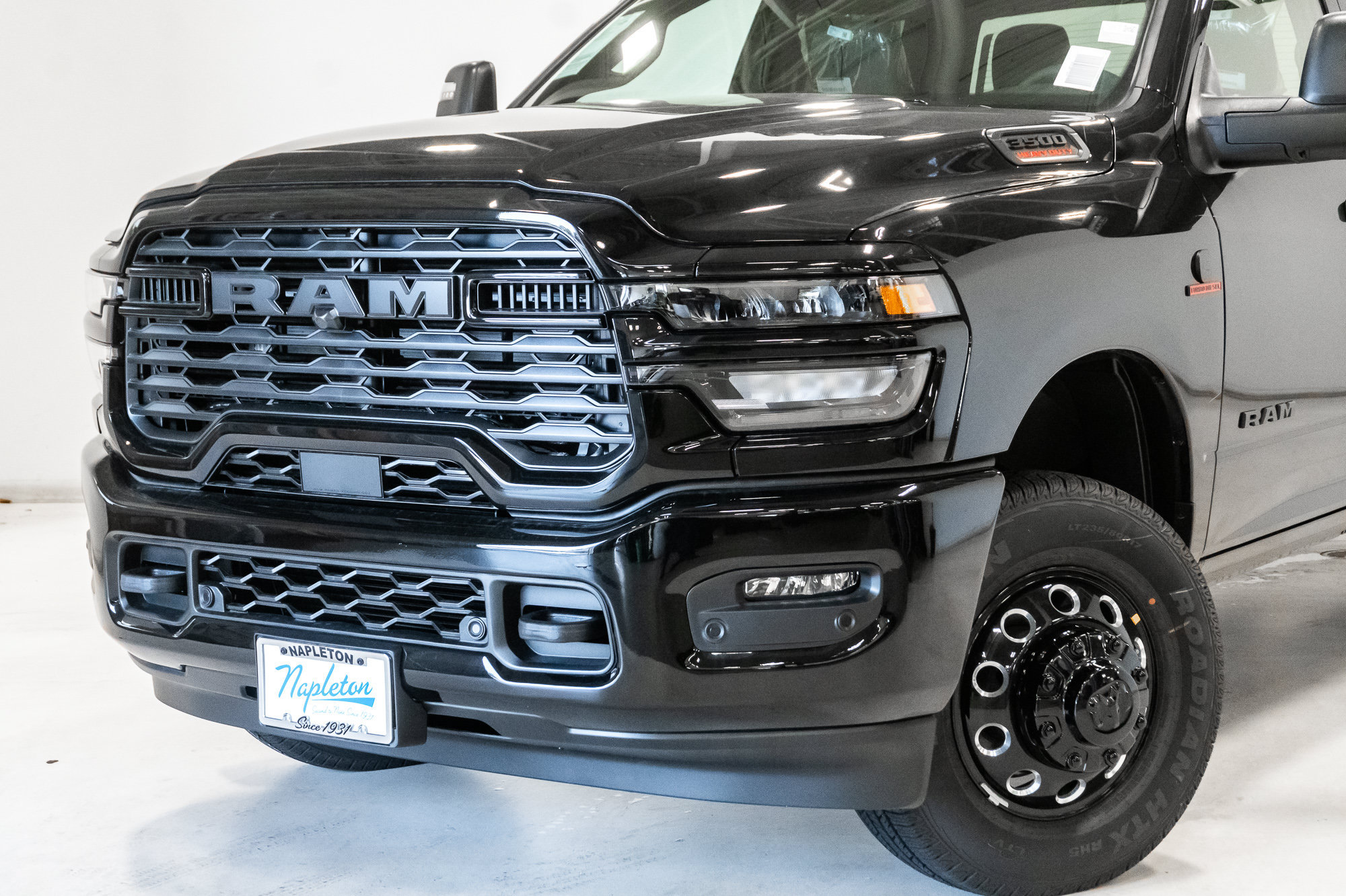 New 2027 RAM 3500 Big Horn AWD/4WD image 2