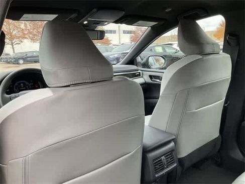 Certified 2025 Toyota Camry SE image 15