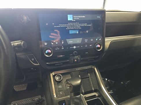 Used 2024 Lexus GX 550 image 6