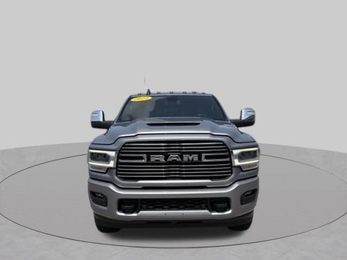 Used 2023 RAM 2500 Laramie AWD/4WD image 2