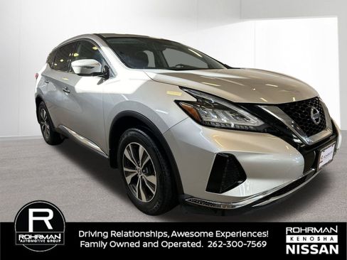 Used 2019 Nissan Murano S image 3