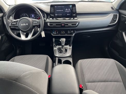 Used 2023 Kia Seltos LX AWD/4WD image 24