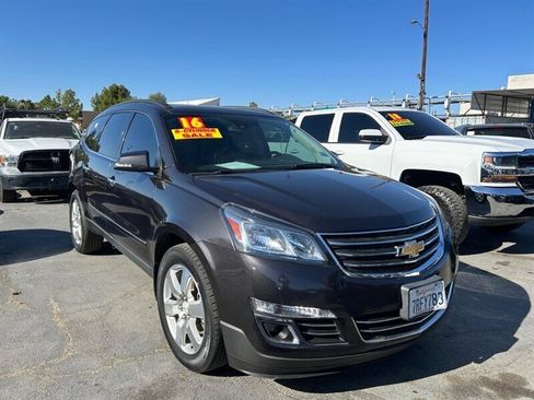 Used 2016 Chevrolet Traverse LTZ FWD image 33