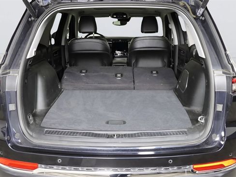 Used 2022 Jeep Grand Cherokee Limited 4xe image 14