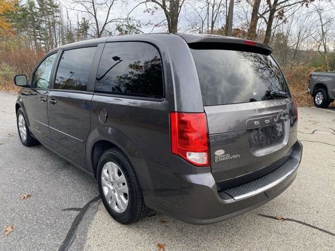 Used 2017 Dodge Grand Caravan SE w/ Power Window Group image 5