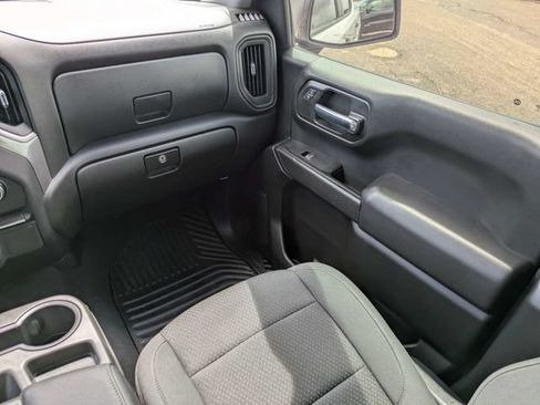 Used 2021 Chevrolet Silverado 1500 Custom Trail Boss AWD/4WD image 17