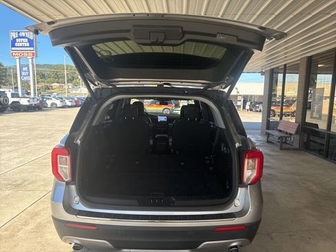 Used 2021 Ford Explorer Limited w/ Equipment Group 301A image 27