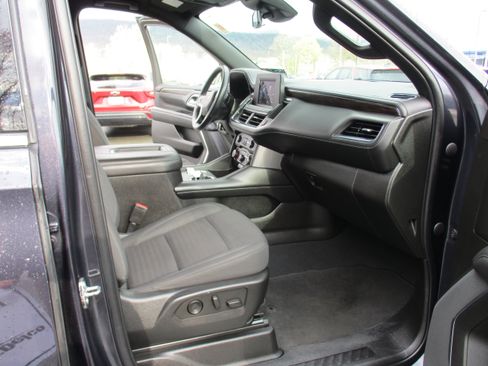 Used 2023 Chevrolet Tahoe LS image 15