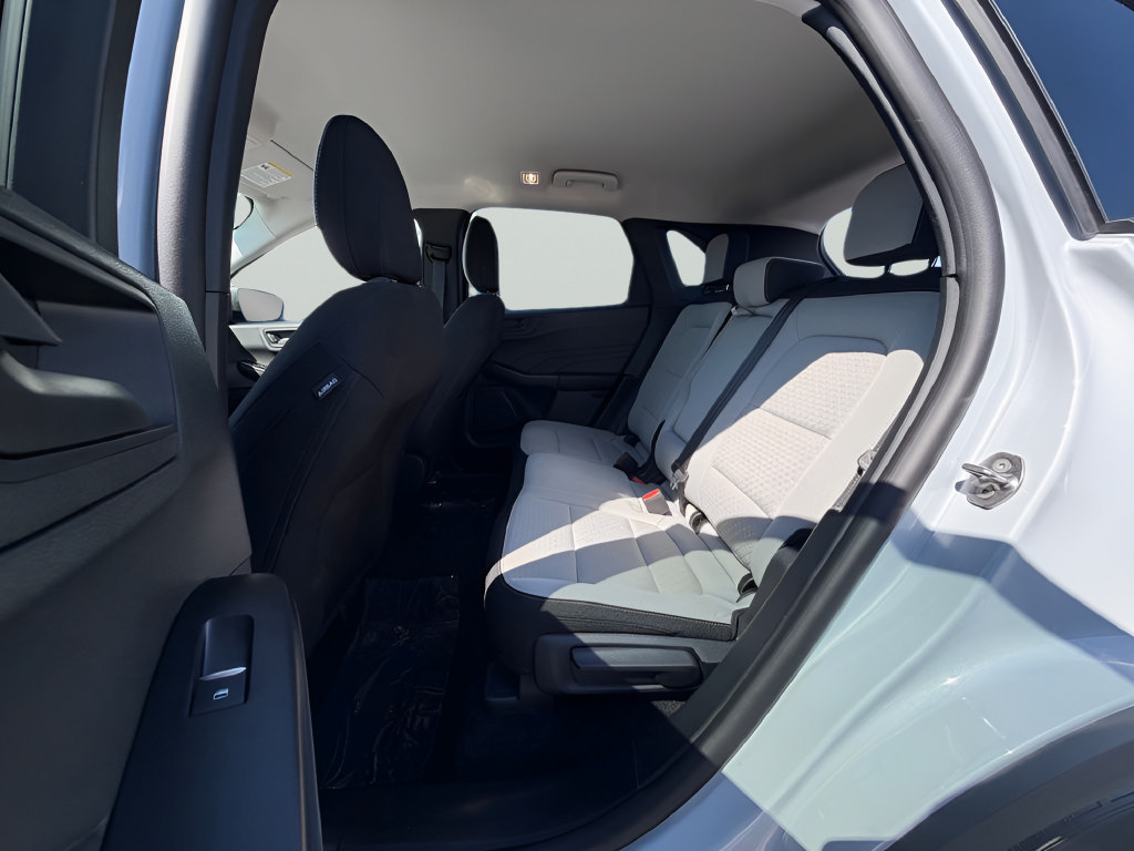 Used 2025 Ford Escape Active FWD image 28