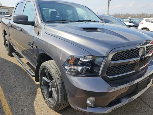 Used 2020 RAM 1500 Express w/ Wheel & Sound Group AWD/4WD image 3
