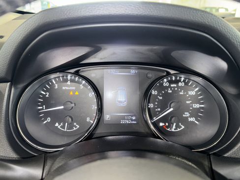 Used 2017 Nissan Rogue Sport SL w/ SL Premium Package image 23