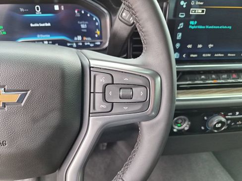 Used 2023 Chevrolet Silverado 1500 LT image 34