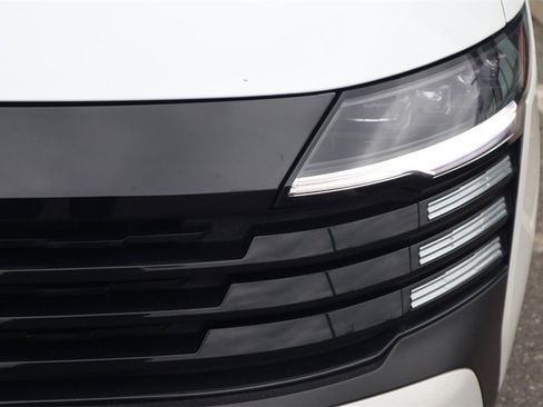 Certified 2025 Nissan Kicks SV image 13